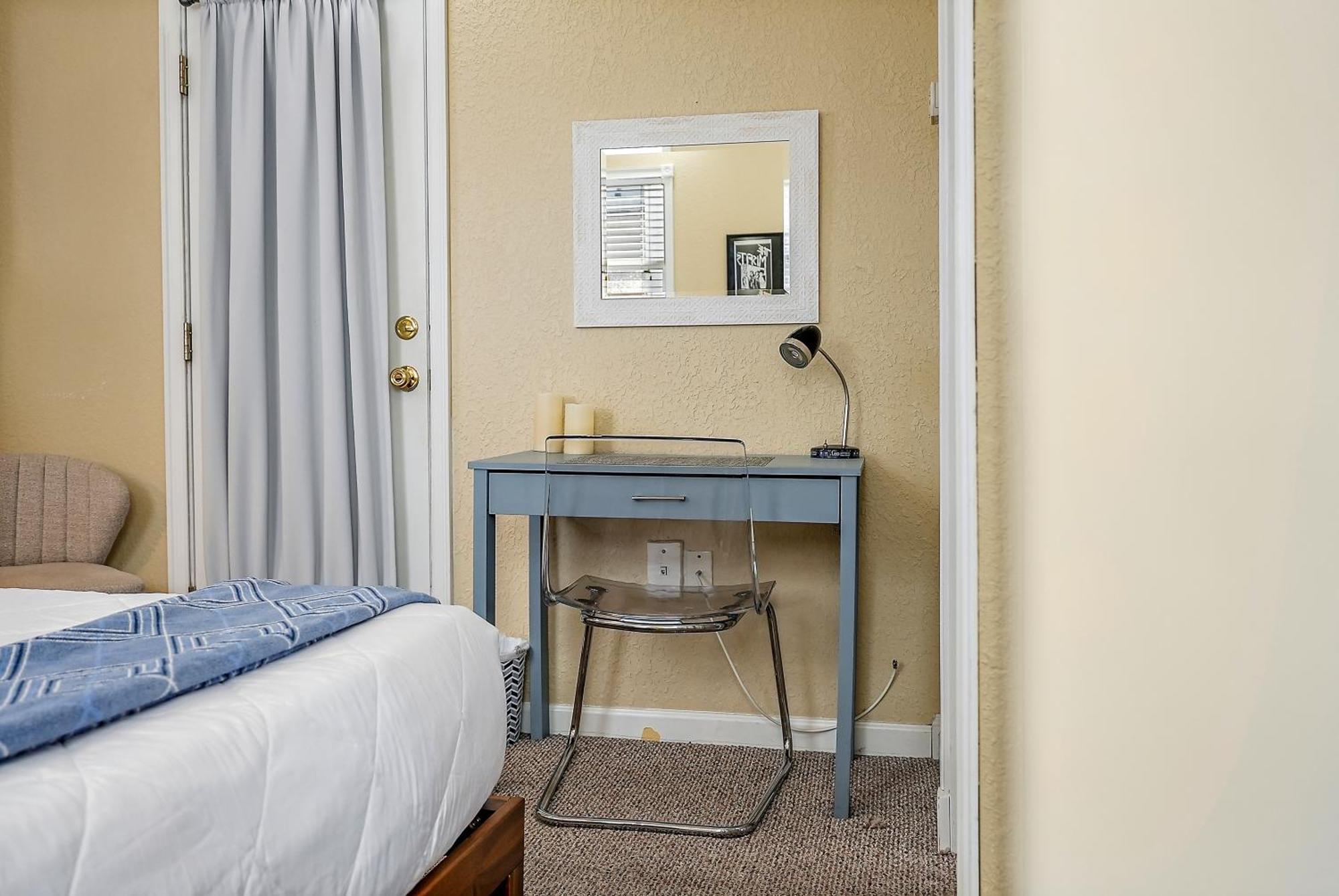 Retro Retreat In Dtsp - Explore The Downtown Area St. Petersburg Luaran gambar